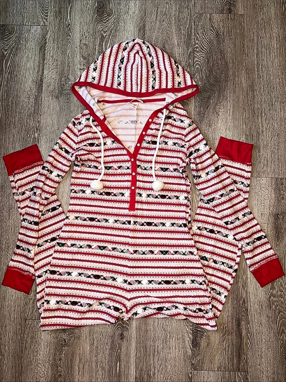 Victoria's Secret Red & White Patterned Hooded Pajama One-Piece Large stripe